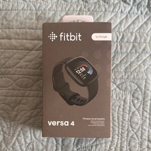 Fitbit Versa 4 Midnight Black Smartwatch